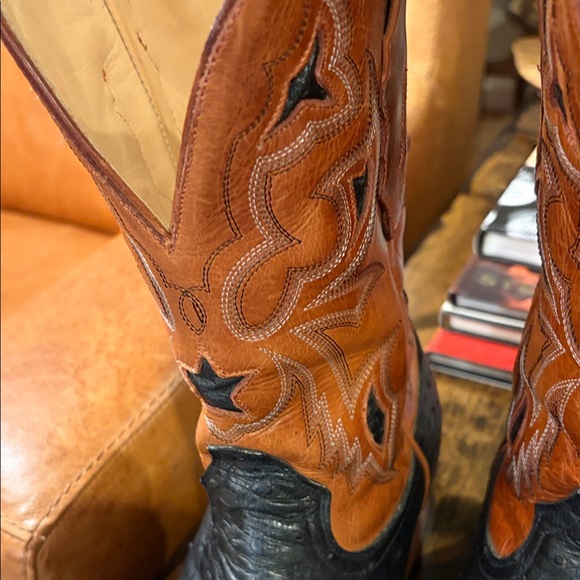 Corral Ostrich Black and Tan Boots 11D - Picture 9 of 14